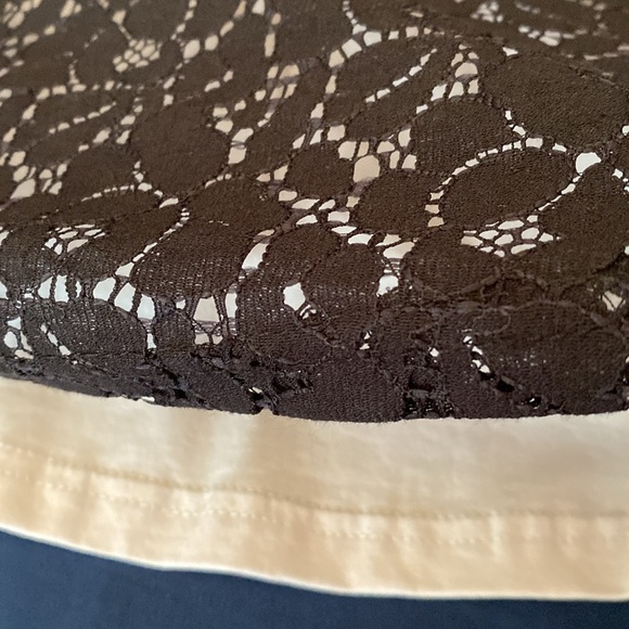 NWT GABBY ISABELLA “Girls Can Do Anything” Top with Black Lace Layer & Studs M - Picture 9 of 16